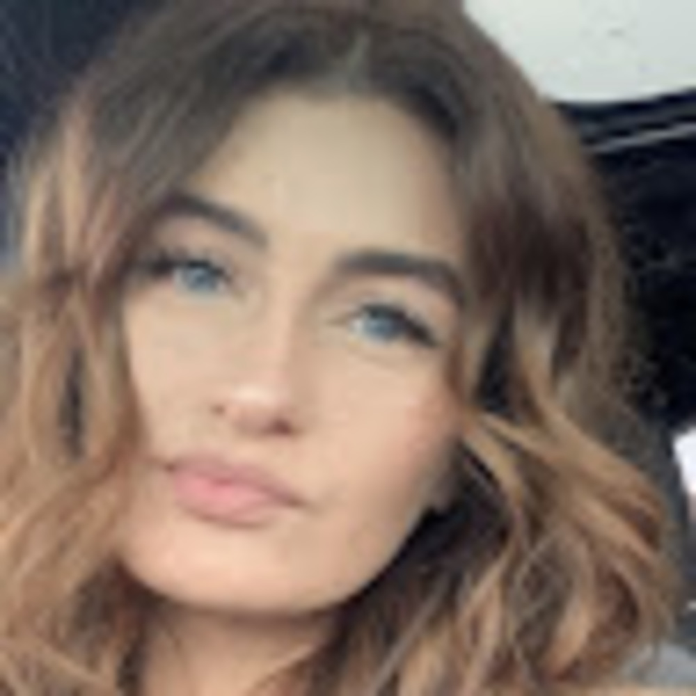 Meet your Posher, Elle